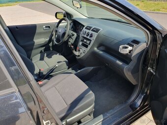 Honda Civic 1.4i nová stk - 8