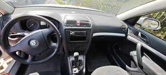 Škoda Octavia Combi 1.6 FSI r.v. 2006 - 8