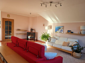 Ihned k nastĕhováni rodinný  dům  245 m², pozemek 1 547 m² - 8