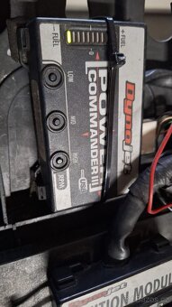 Yamaha yzf R6 - 8