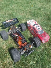 Prodám RC auto 1:10 - DF models - 8