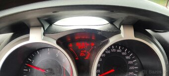 Nissan Juke 1.6 - 8
