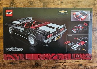 LEGO Icons 10304 Chevrolet Camaro Z28 - 8