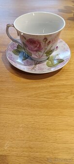 Sada porcelánových hrnečků - 8