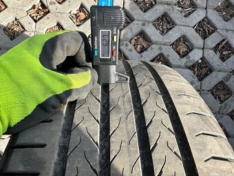 Letní pneu Continental 235/50 R18 - 8