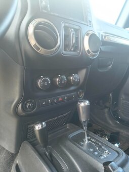 Jeep Wrangler 3.6, Edice 1941, nové v ČR, Top, střecha - 8