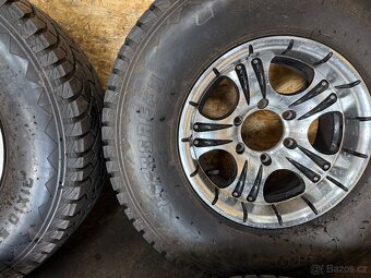 ALU KOLA MITSUBISHI 15X71/2JJ ET -8 6X139.7 PNEU 31X10.50R15 - 8