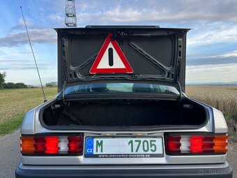 Mercedes-Benz 190 E - 8