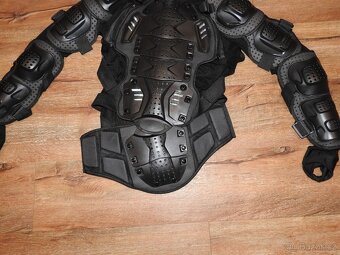 Chráničovové brnění,krunýř,Nový - 8