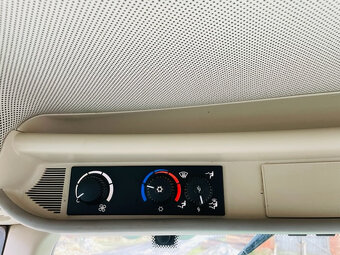 JOHN DEERE 6230 PREMIUM - 8