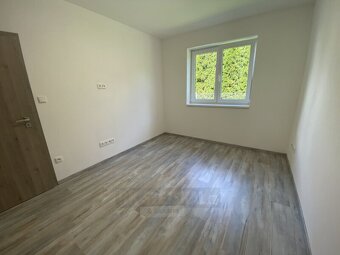 Pronájem bytu 4+kk, 80 m² + 130 m² zahrada, Roudné - 8