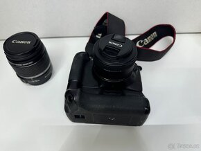 Canon EOS 550D + 18-55mm IS + 50mm + Battery holder - 8