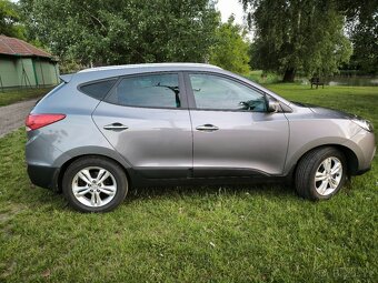 Hyundai ix35,2.0CRDI,135Kw,4x4,146tis km,tažné,původ ČR - 8