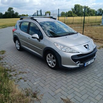 Prodám Peugeot 207 SW OUTDOOR - 8
