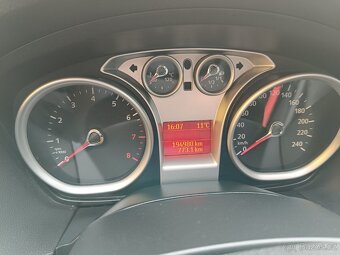 Ford Focus 1,6 benzín 11/2008 - 8