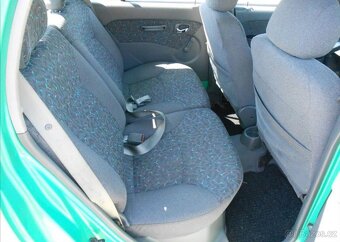 Hyundai Atos 1,0 i GLS 40 kW benzín - 8