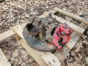 Pravá těhlice - Škoda Octavia II - 8