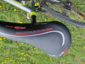 Trekové kolo odpružené, pro výšku 130 až 160 cm - 8