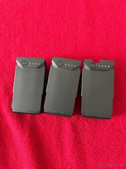 Dron DJI Mavic Air - 8