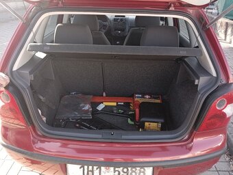VW POLO R.V. 2003 1.2 HTP - 8