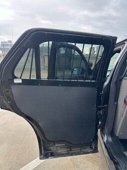 🚨 POLICAJNÝ ŠPECIÁL FORD EXPLORER INTERCEPTOR 2019 - 8