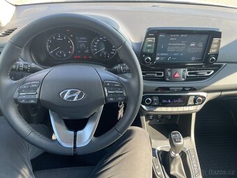 Hyundai i30 kombi - 8