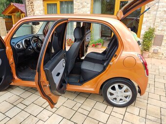 Daihatsu Trevis krásné autíčko - 8
