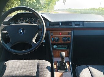 Mercedes E300D W124 - 8