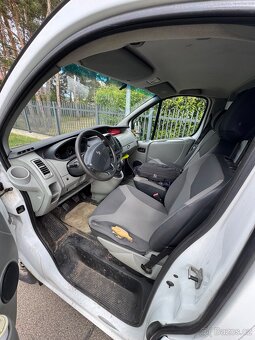 Renault Trafic 2.0 dci, r. 2010 - 8
