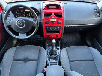 Renault Megane 1.9 dCi, 96 kW - 8