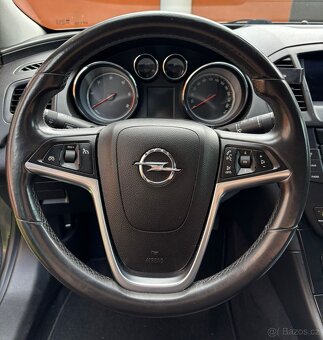 Opel Insignia Combi 2.0CDTi, 118kW, automat - 8