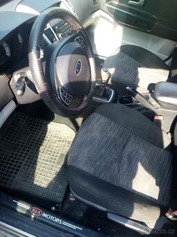 Kia Ceed - 8