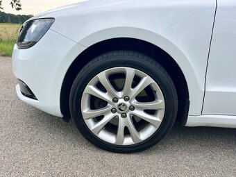 ► ŠKODA SUPERB 2.0TDI 103KW ELEGANCE - XEN-LED-NAVI-EL.KUFR - 8