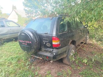 2x Opel Frontera 3.2 V6 - 8
