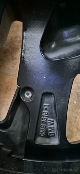 Originální alu disků BMW 7 G70 i7 G12 G11 10,5x21 ET44 - 8