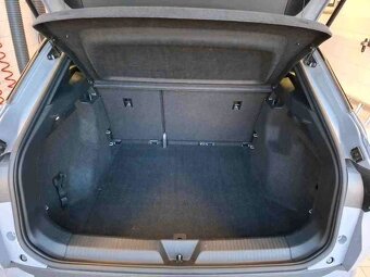 Volkswagen ID.4 Pure 2022/100kw/baterie 55kwh/LED/ 300 km - 8