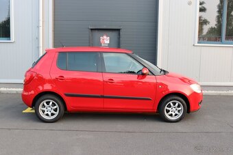 Škoda Fabia 1.6 16v, jen 107 000Km, servisovaná, hezký stav - 8