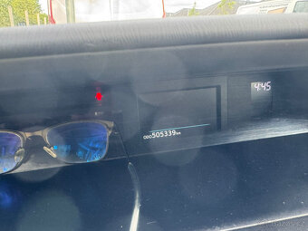 Prius Plus  hybrid - 8