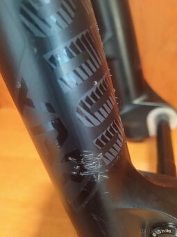 Vidlice (27,5") RS Yari RC 180 mm - 8