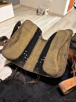 Westernové sedlo bezkostrové - 8