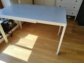 Prodám IKEA jídelní stůl+4 židle - 8