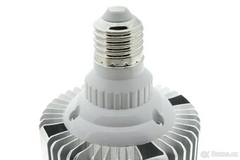 RGB LED žárovka 50W s dálk. ovládáním E27 2700-6500K - 8