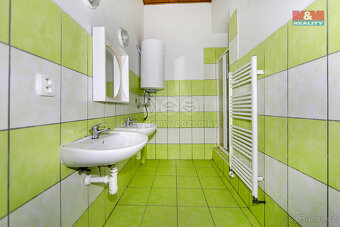 Prodej rodinného domu, 401 m², Heřmanova Huť, ul. Revoluční - 8