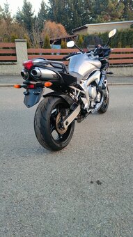 Yamaha FZ6 Fazer - 8