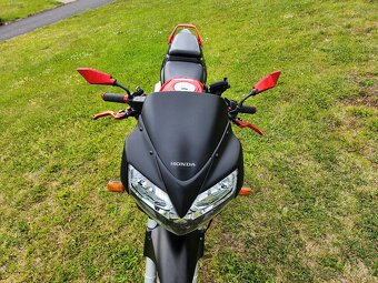Honda CBR 125R - 8