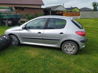Peugeot 206 - 8