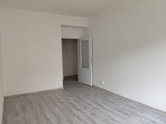 Pronájem bytu 1+1, 46m2 , PRAHA 4 Nusle - 8