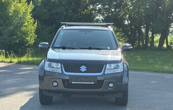 Suzuki Grand Vitara 2.4i Club+ benzín 124kw - 8