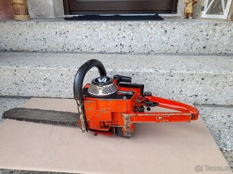 Historická motorová pila Homelite VA super mini - 8