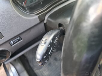 Volkswagen Polo 1.2 benzín - 8